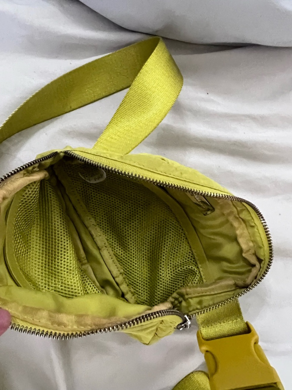 Lululemon 1 L everywhere Belt bag - Picture 4 of 5